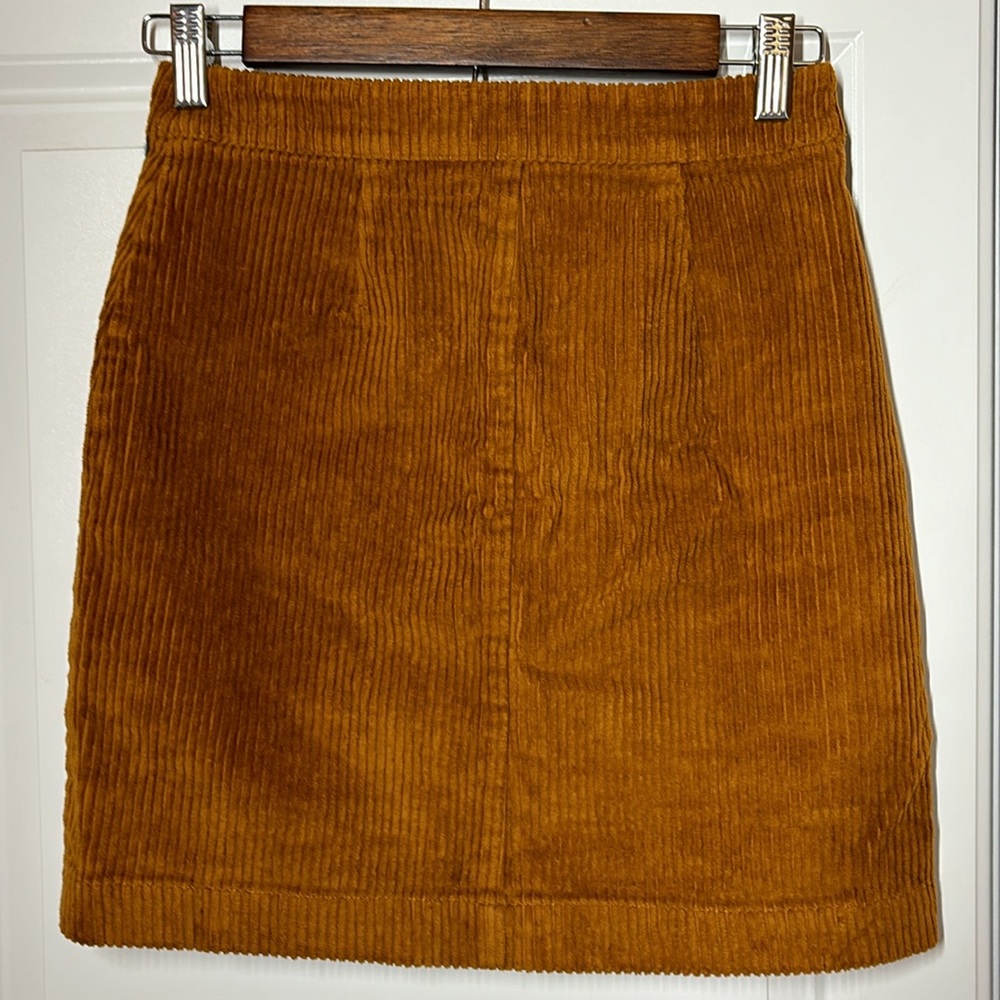 Chelsea & Violet Skirt (XS) - Picture 2 of 4